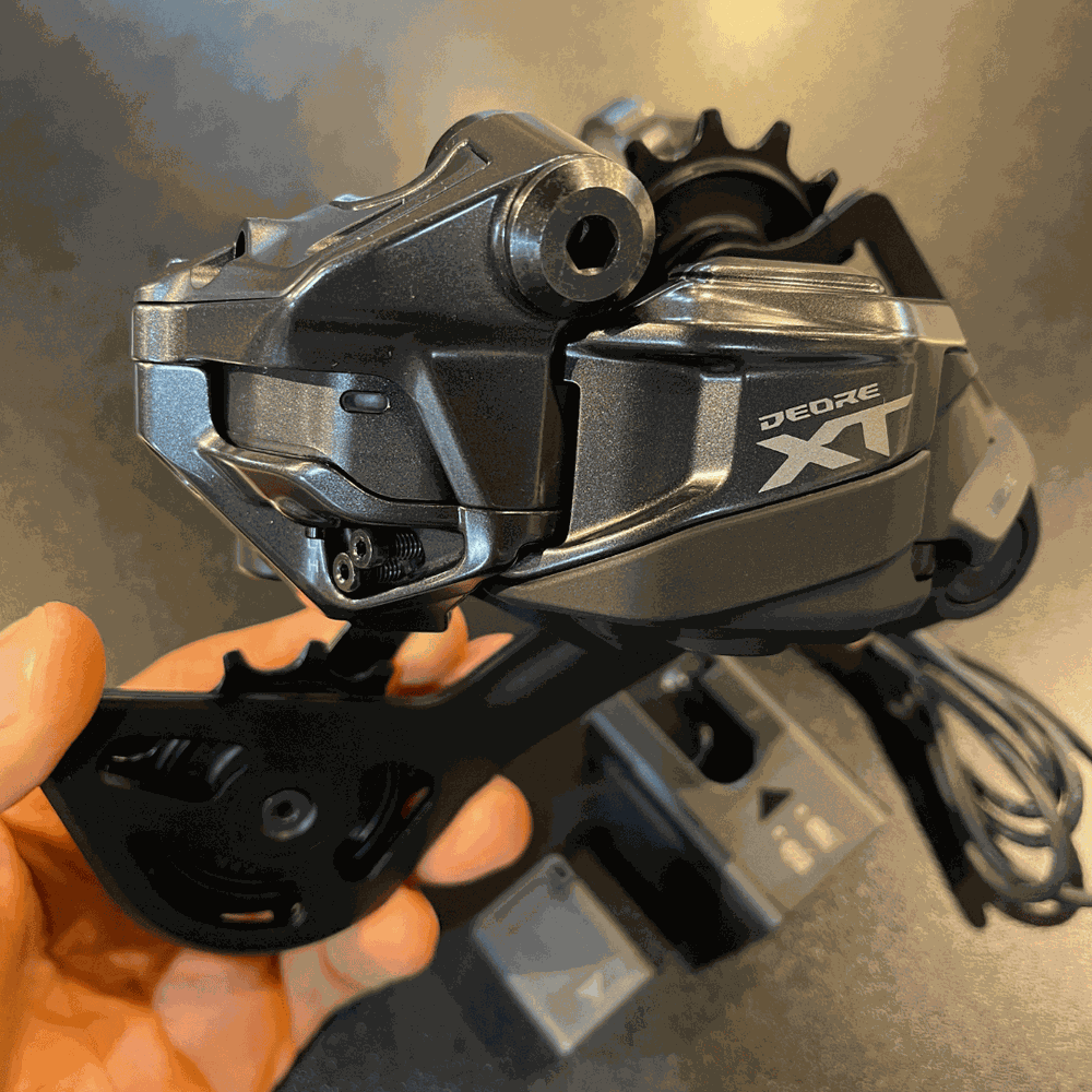 KIT de Upgrade Shimano Original Deore XT M8250 Di2 Eletrônico de