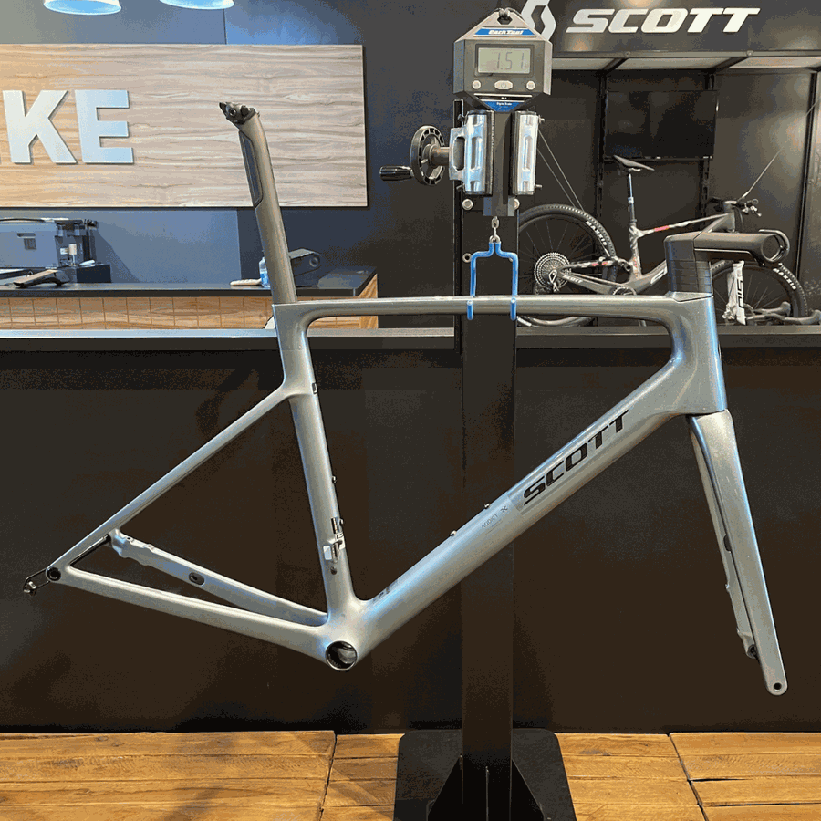 Quadro SCOTT em Carbono ADDICT RC HMX cinza