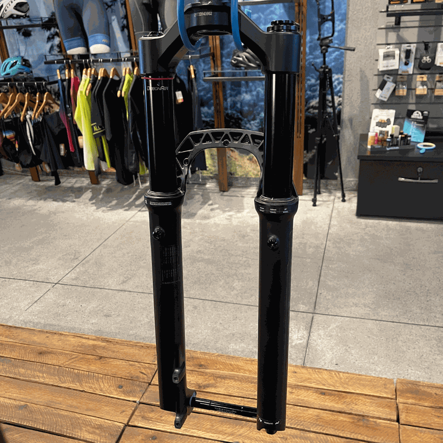 Garfo de Suspensão RockShox Pike 130mm Preta para Trava no Guidão