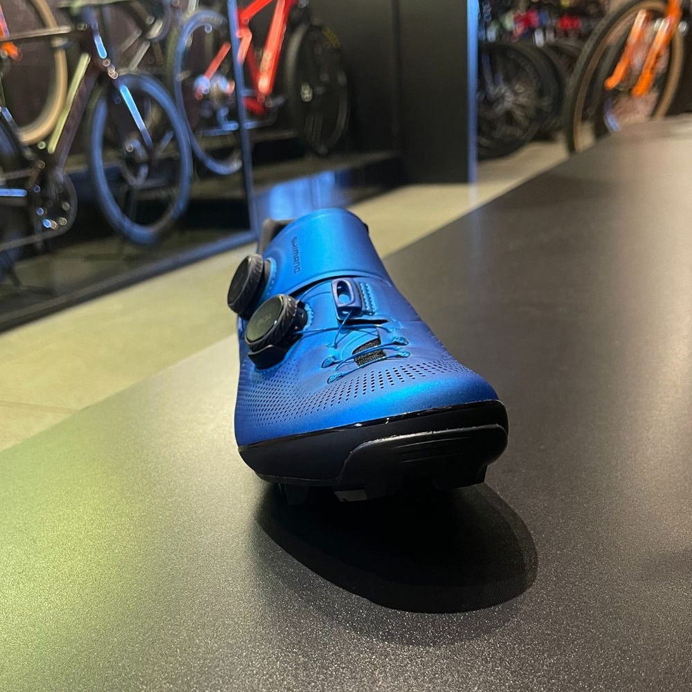 【美品】SHIMANO SH-XC903 ブルー 42サイズ 情報解禁！】SHIMANOの最高峰【S-PHYRE】シューズに限定カラーが登場