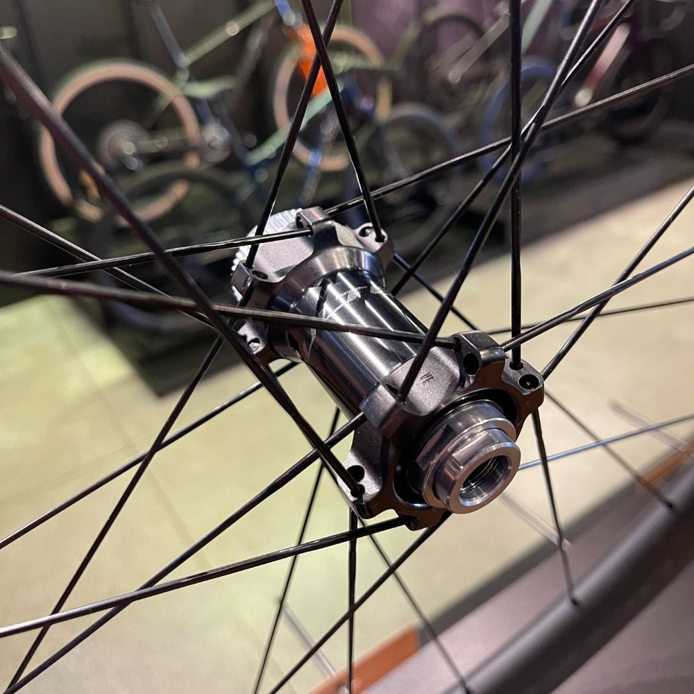 Rodas Shimano Dura Ace WH-R9270 Carbon