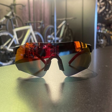 Óculos Hb Quad X 2.0 Vermelho e Preto
