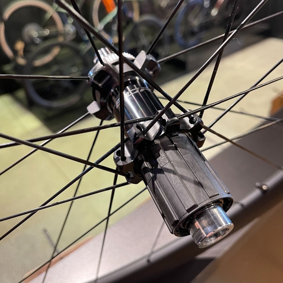 Rodas Shimano Ultegra WH-R8170 Carbon