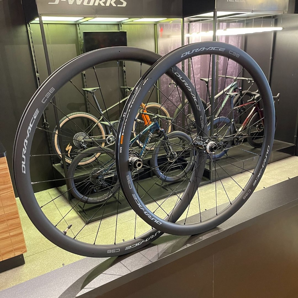 Rodas Shimano Dura Ace WH-R9270 Carbon