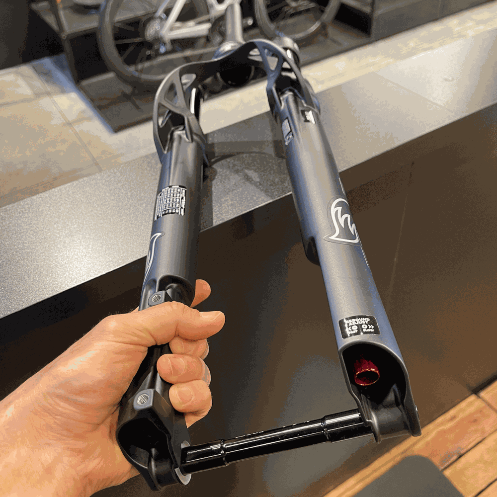 Garfo de Suspensão Fox Performance Original 32 Preta 100mm