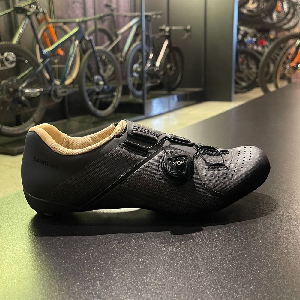 Sapatilha Shimano SH-RC300 Speed Preta e Bege