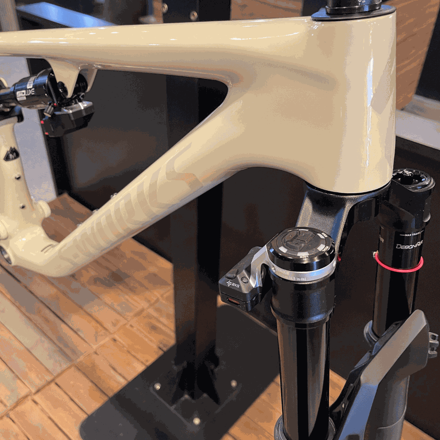 Quadro Specialized Epic Evo S-Works com Flight Attendant