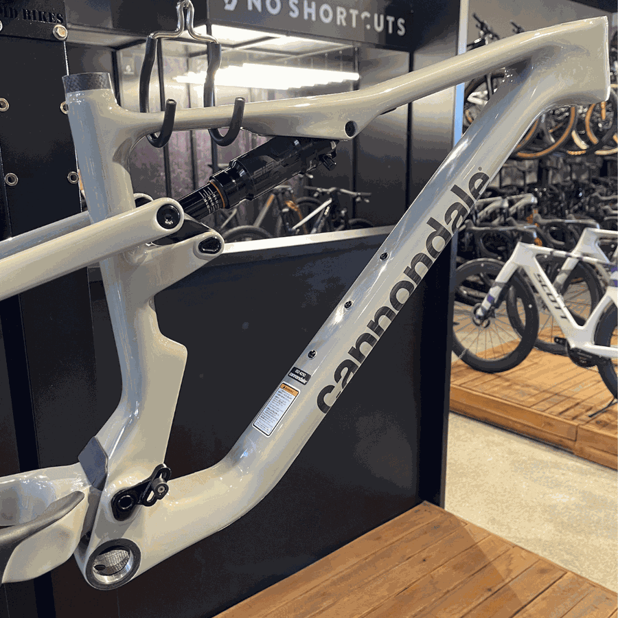 Quadro CANNONDALE Scalpel em Carbono cinza tubarão