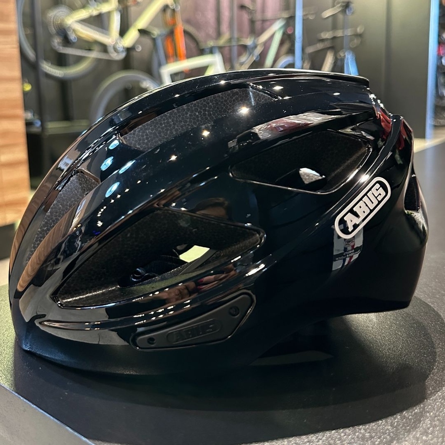 Capacete Abus Macator Preto Brilhante