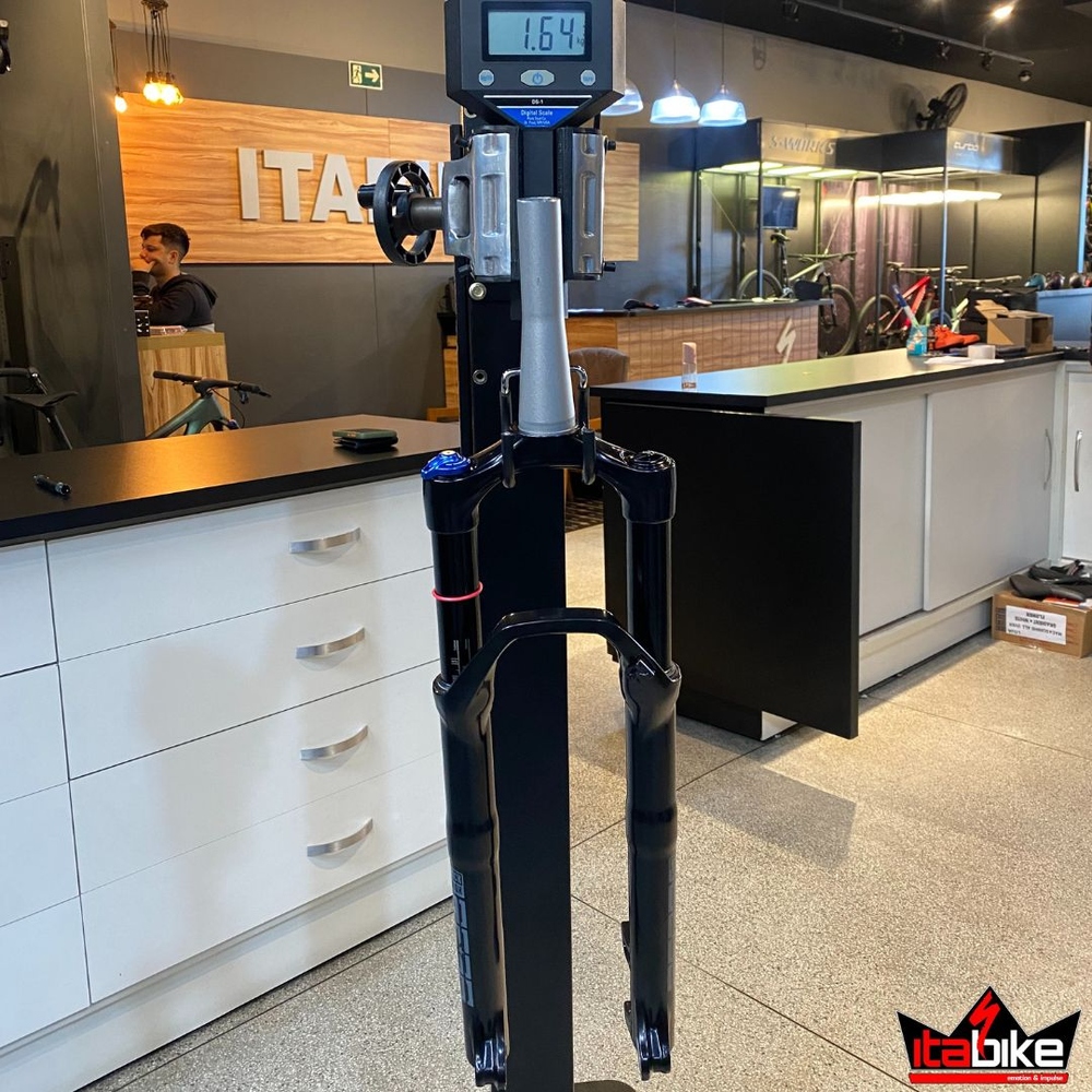 Garfo de Suspensão RockShox Original Reba RL 120mm Preta