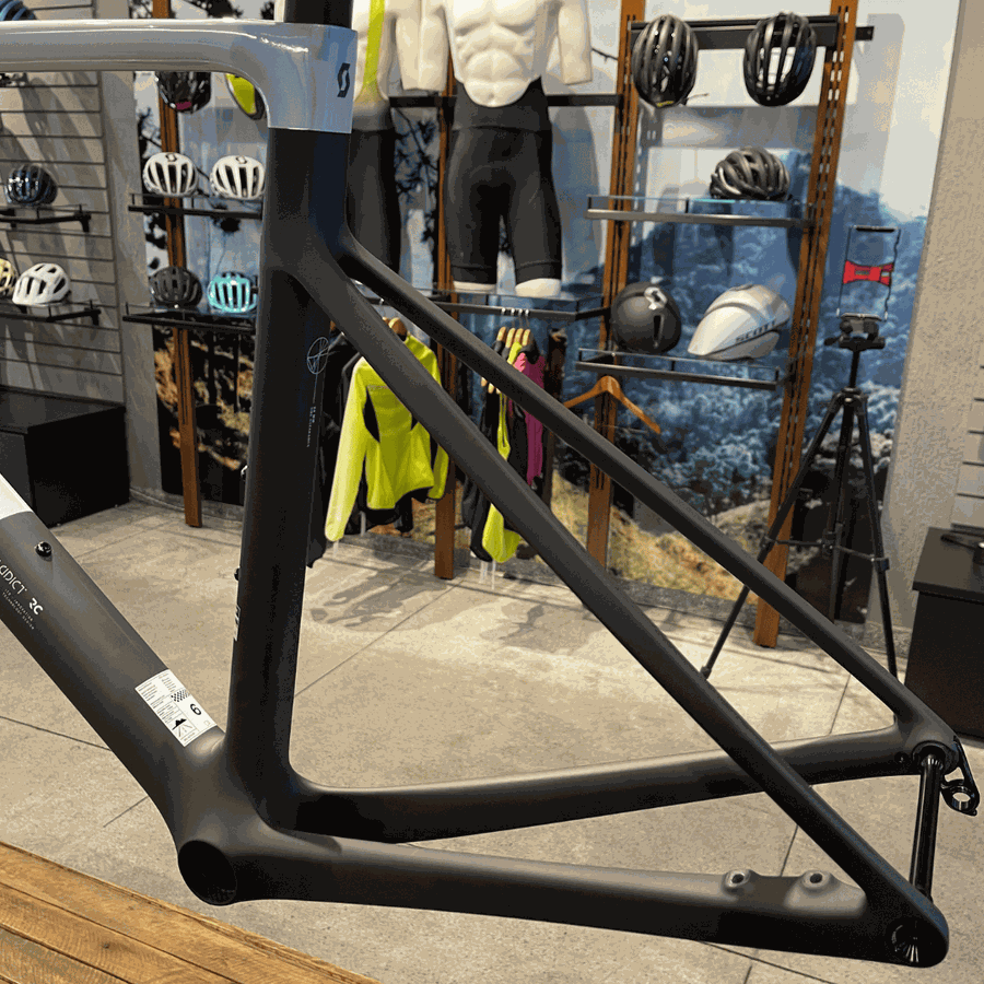 Quadro SCOTT em Carbono ADDICT RC HMX branco e preto
