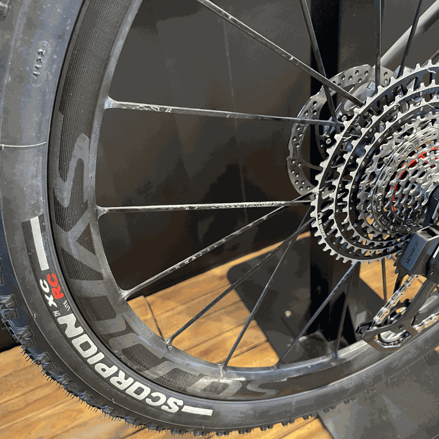 Projeto Itabike SCOTT Scale Light