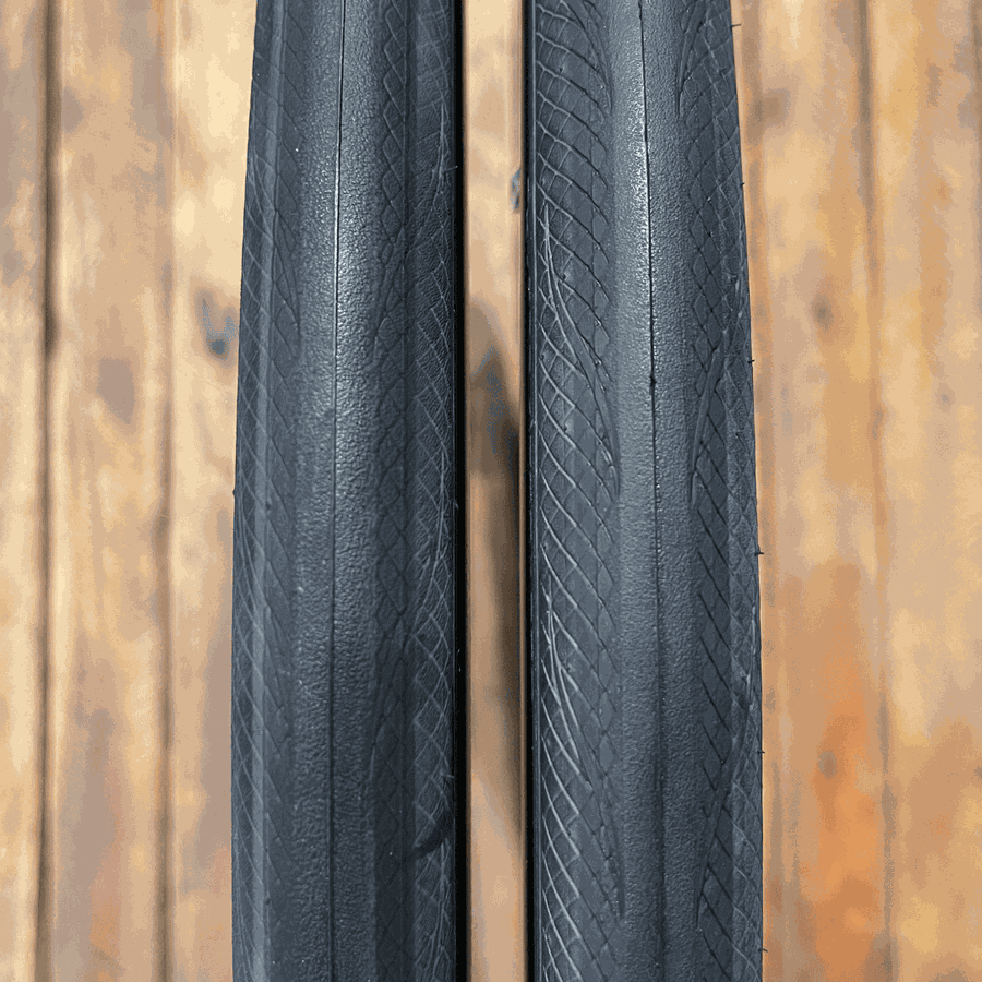 Par de Pneus SPEED VITTORIA Rubino PRO p/ Câmara de Ar