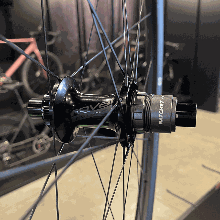 Rodas ROVAL Terra CLX em carbono