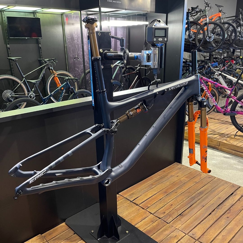 自転車本体 Specialized EPIC EVO EXPERT SMK/DOVGRY Bicicleta Epic EVO Expert