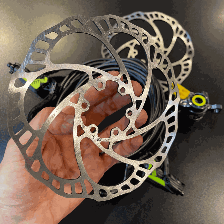 Par de Freio a Disco MAGURA MT8 SL em carbono c/ 2 Discos Rotores