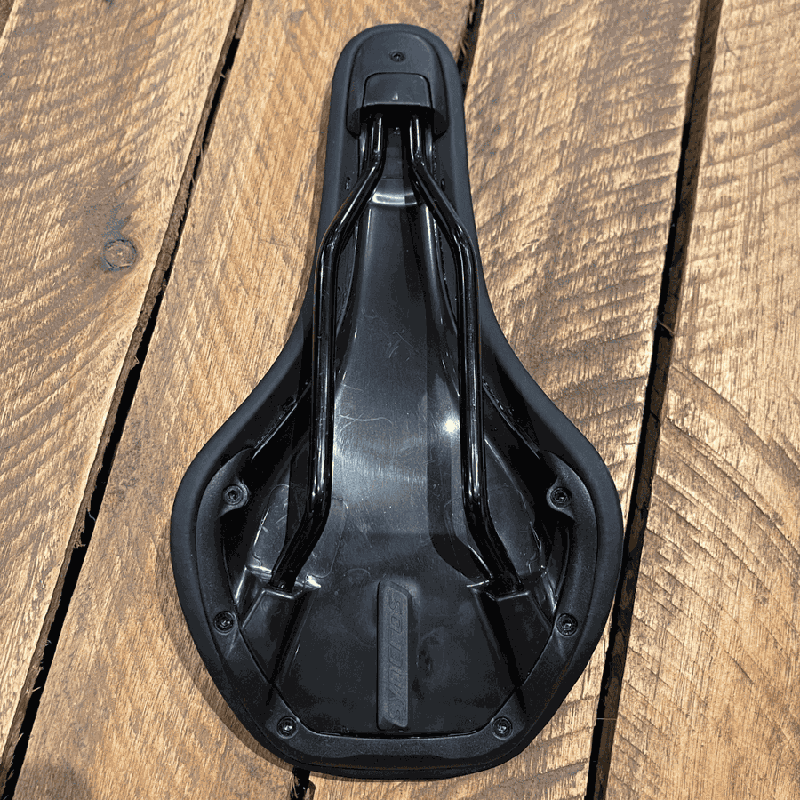 Selim SYNCROS Belcarra R 2.5 Preto