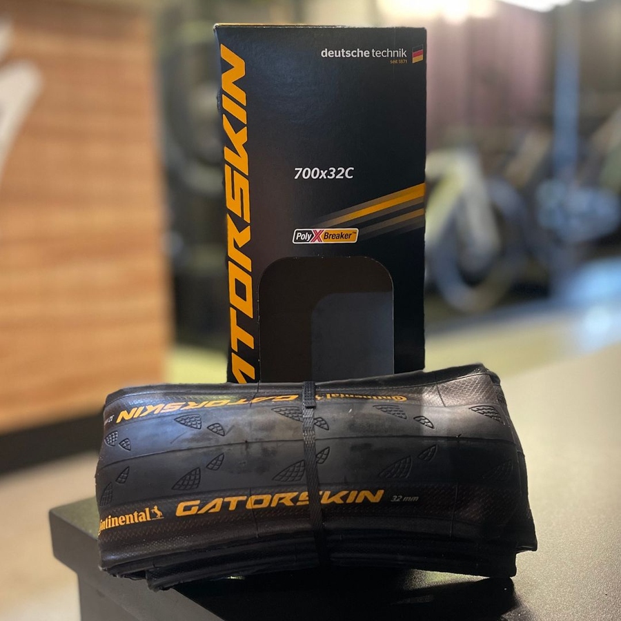Pneu Speed Continental GatorSkin Preto