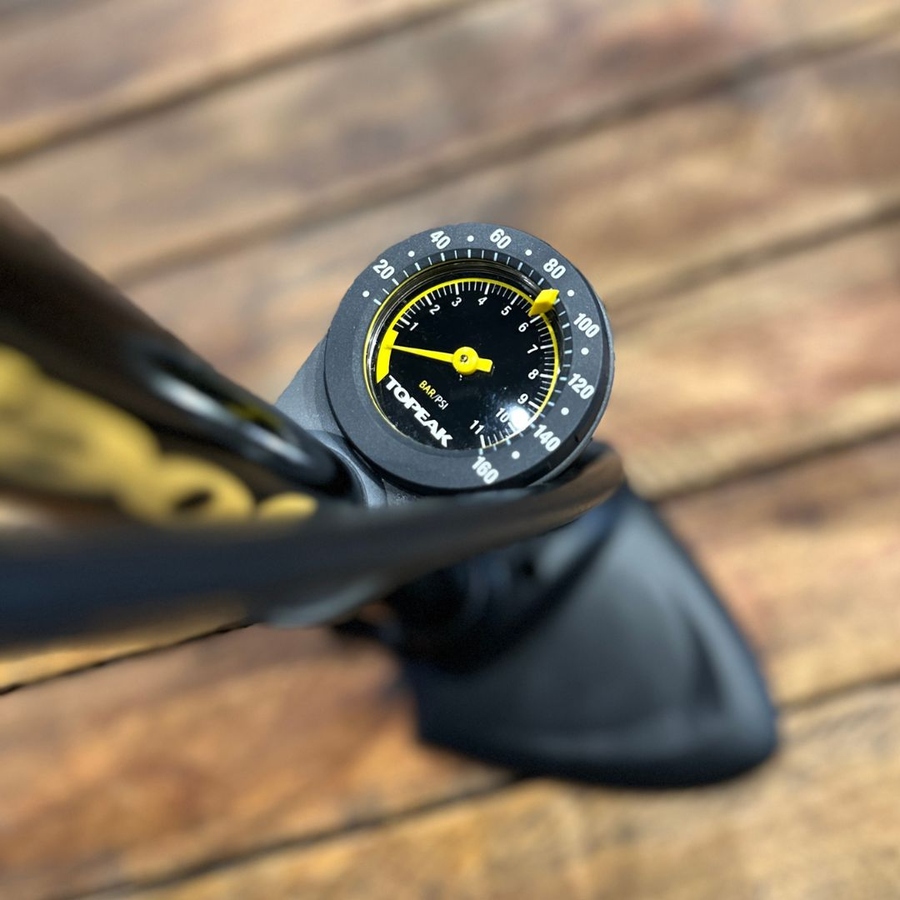 Bomba de Chão Topeak Joeblow Max HP Preta