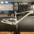 Quadro SCOTT Spark RC WC HMX Flight Attendant em Carbono cinza camuflado