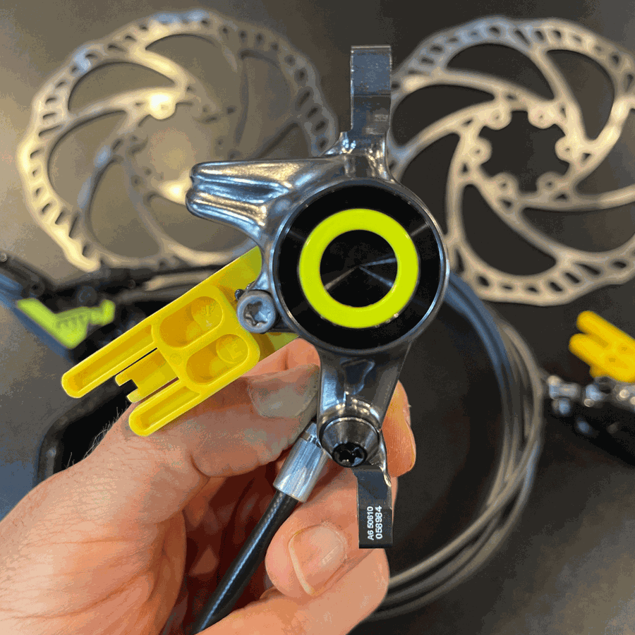 Par de Freio a Disco MAGURA MT8 SL em carbono c/ 2 Discos Rotores