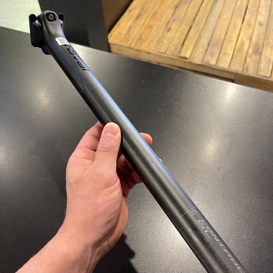 Canote Roval Control SL seminovo em Carbono