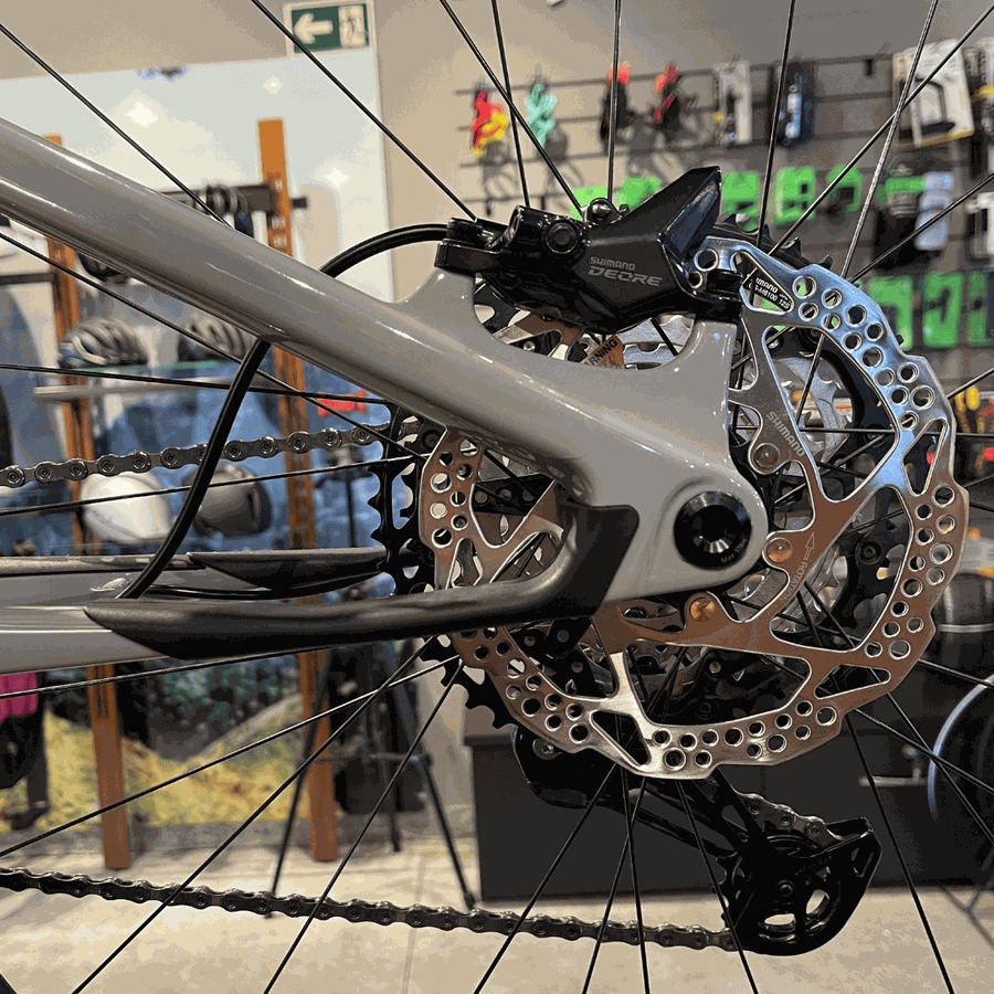 Bicicleta CANNONDALE Scalpel 3 cinza