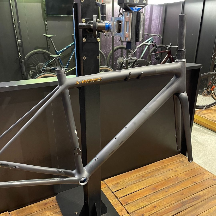 Quadro Specialized Aethos S-Works Carbono Aparente