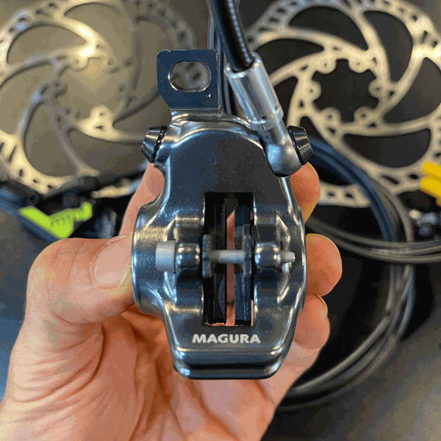 Par de Freio a Disco MAGURA MT8 SL em carbono c/ 2 Discos Rotores