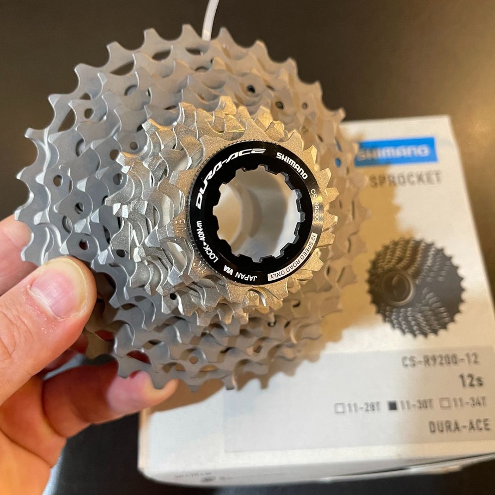 シマノ DURA-ACE CS-R9200 11-30T SHIMANO Dura-Ace CS-R9200 Cassette - 12-Speed, 11-34t, Gray