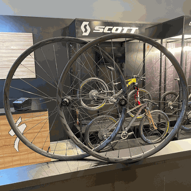 Rodas Easton EC70 AX em Carbono