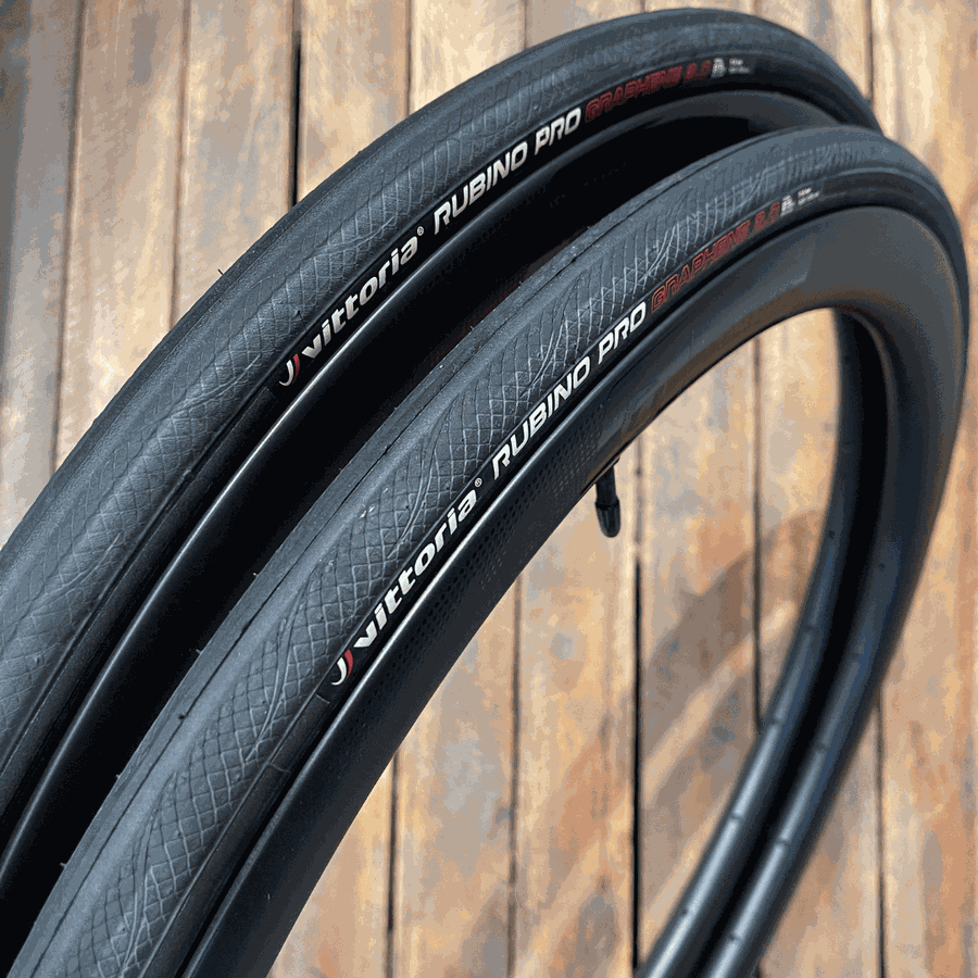 Par de Pneus SPEED VITTORIA Rubino PRO p/ Câmara de Ar