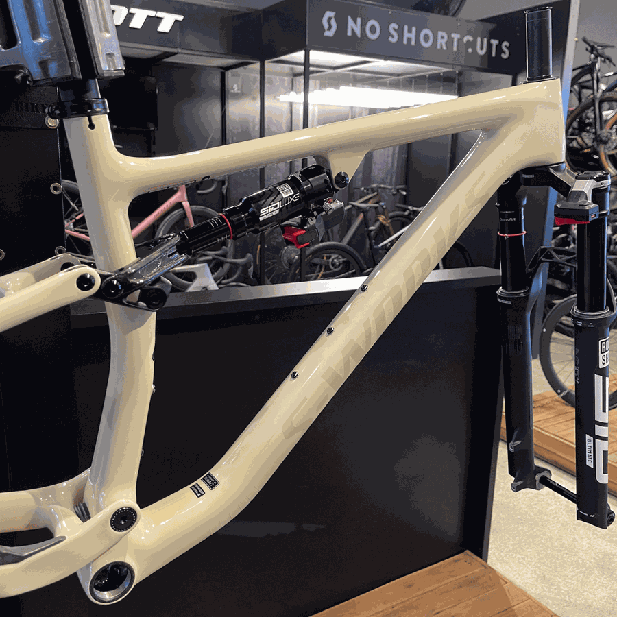Quadro Specialized Epic Evo S-Works com Flight Attendant