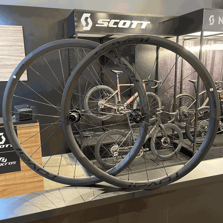 Rodas ROVAL Alpinist CLX-I em carbono