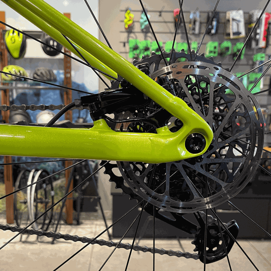 Bicicleta SPECIALIZED Chisel seminova verde