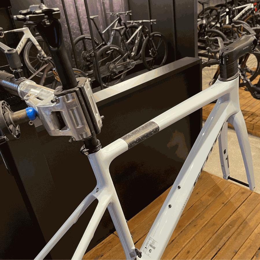 Quadro SCOTT em Carbono ADDICT HMF branco gelo