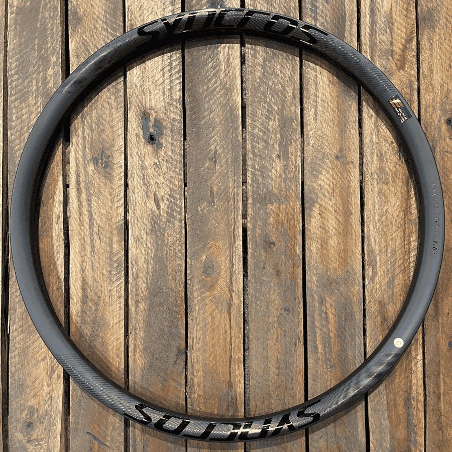 Aro em Carbono SYNCROS Silverton 1.0S