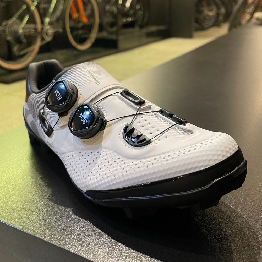 Sapatilha Shimano SH-XC702 MTB Carbon Branca