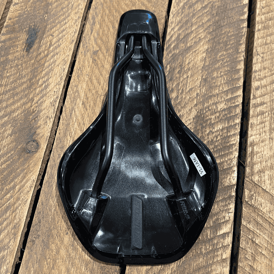 Selim SYNCROS Belcarra R 2.0 Preto