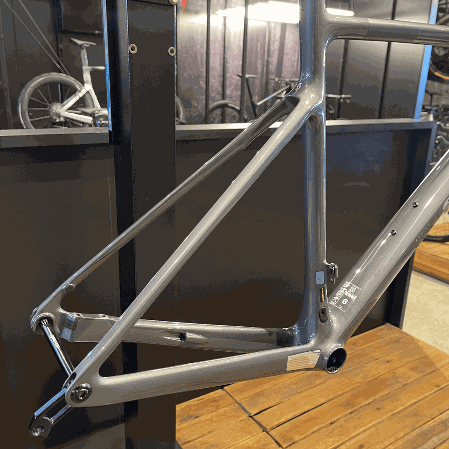 Quadro SCOTT em Carbono ADDICT HMF grafite